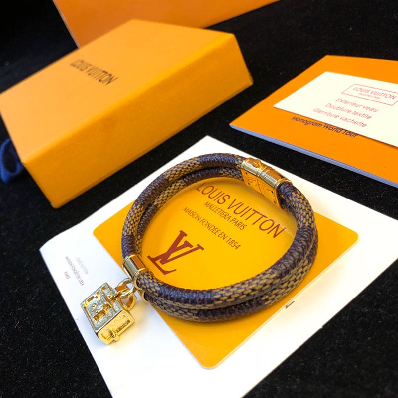 Louis Vuitton Brassie Quipu It Twice Trunk Motif 18K Gold Bracelet