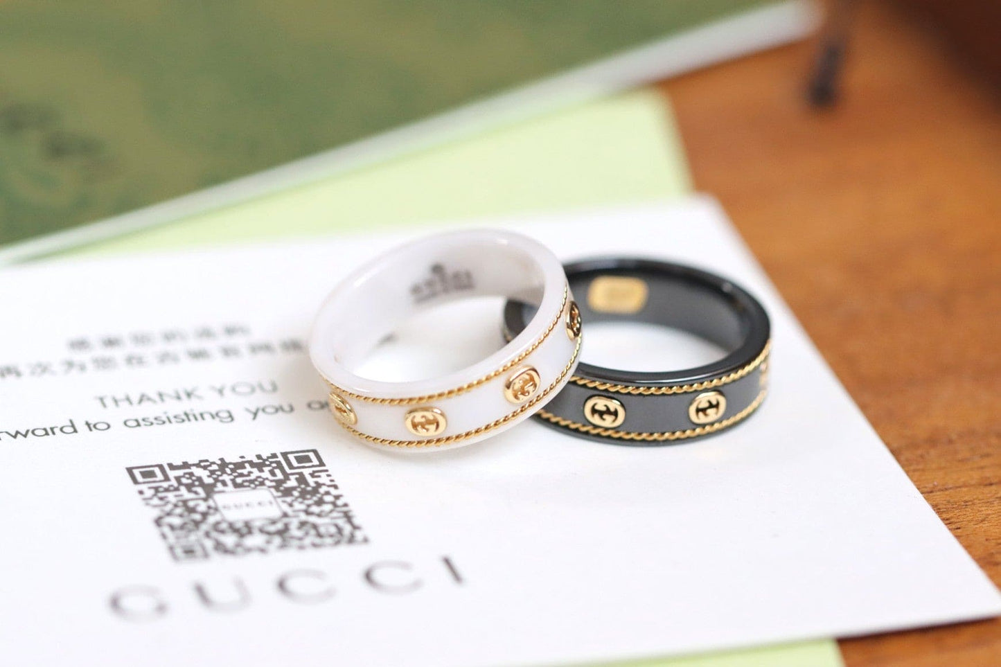 Gucci Double Interlocking Gucci Icon White Zirconia 18K Gold Ring