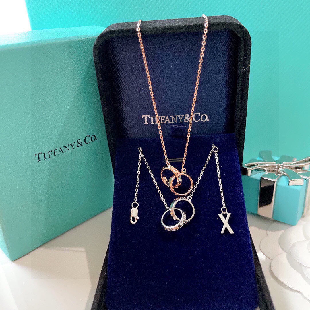 Tiffany Atlas X Closed Interlocking Pendant 18K Gold Necklace
