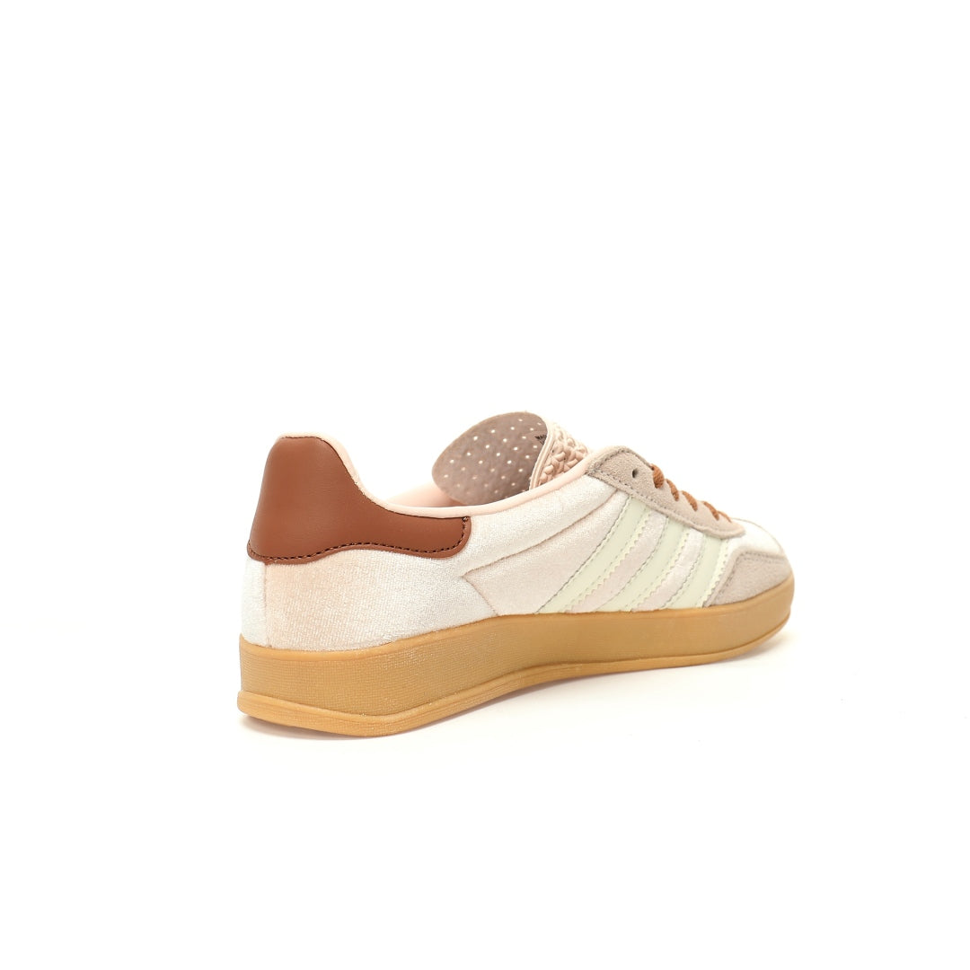 Adidas Originals Gazelle Indoor ¨C Wonder Quartz / Cream Brown Gum Suede Low-Top Sneakers