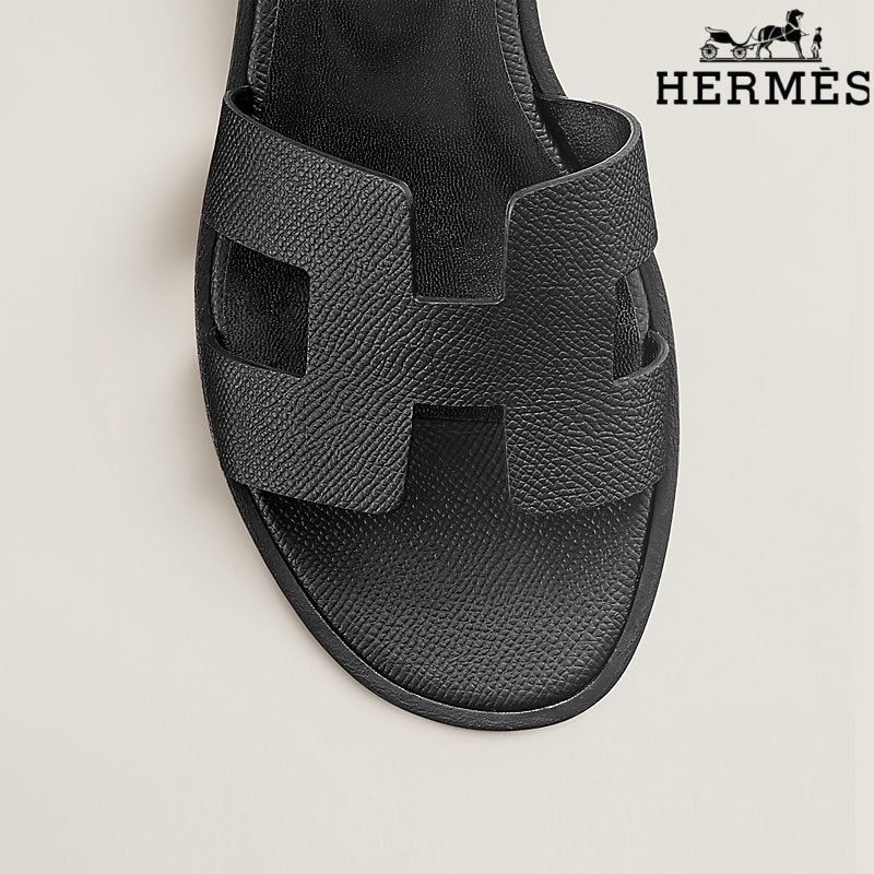 Herm¨¨s Santorini Black Flat Sandals