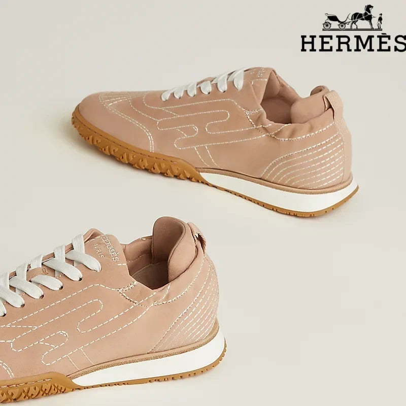 Herm¨¨s Nude Suede Contrast Stitch H-Logo Sneakers