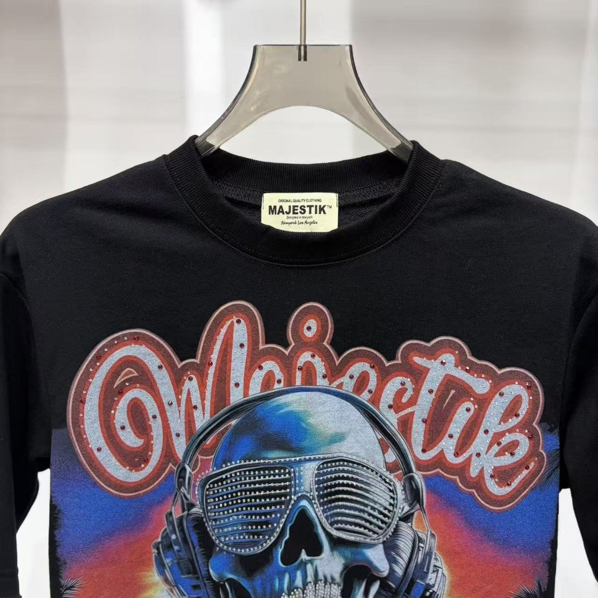 MAJESTIK Skull Headphones Graphic T-Shirt ¡ª detail