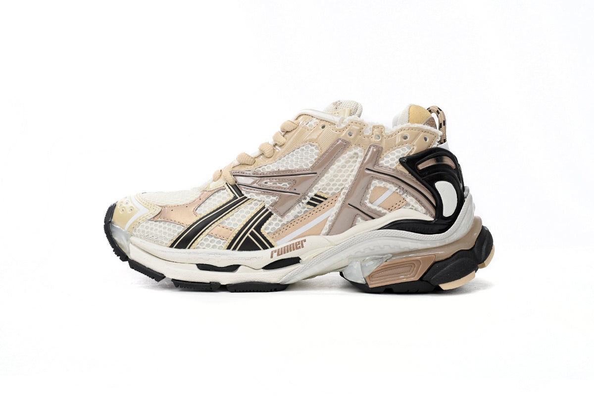Balenciaga men's shoes Track Runner Sneaker ¨C Distressed Low-Top  balenciaga runners