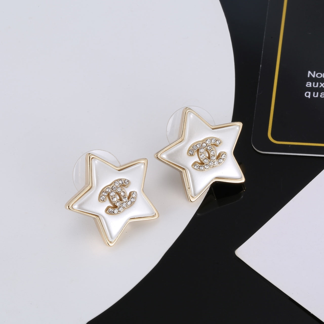 Chanel Star Pearl 18K Gold Earrings