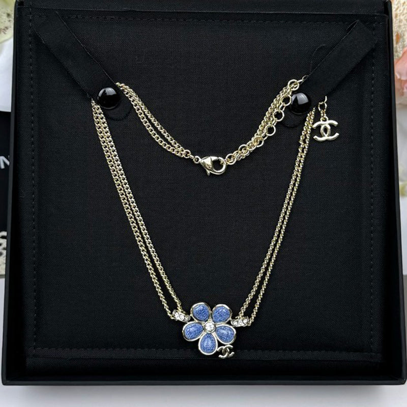 Chanel 26C Blue Flower Choker 18K Gold Necklace