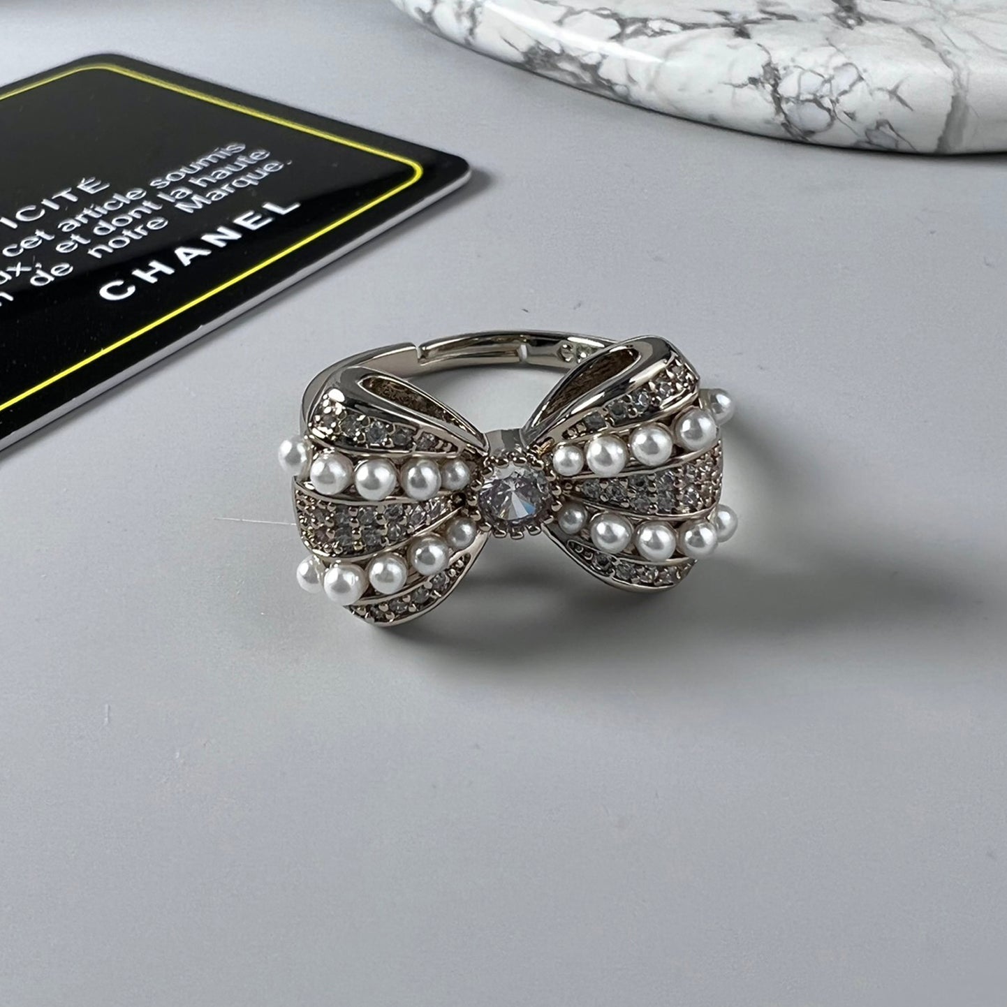Chanel Bow Tie Pearls 18K Gold Ring
