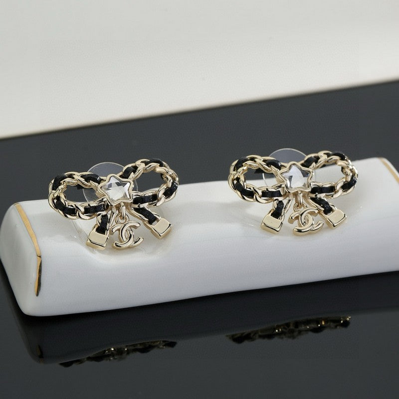 Chanel Butterfly Pendant 18K Gold Earrings