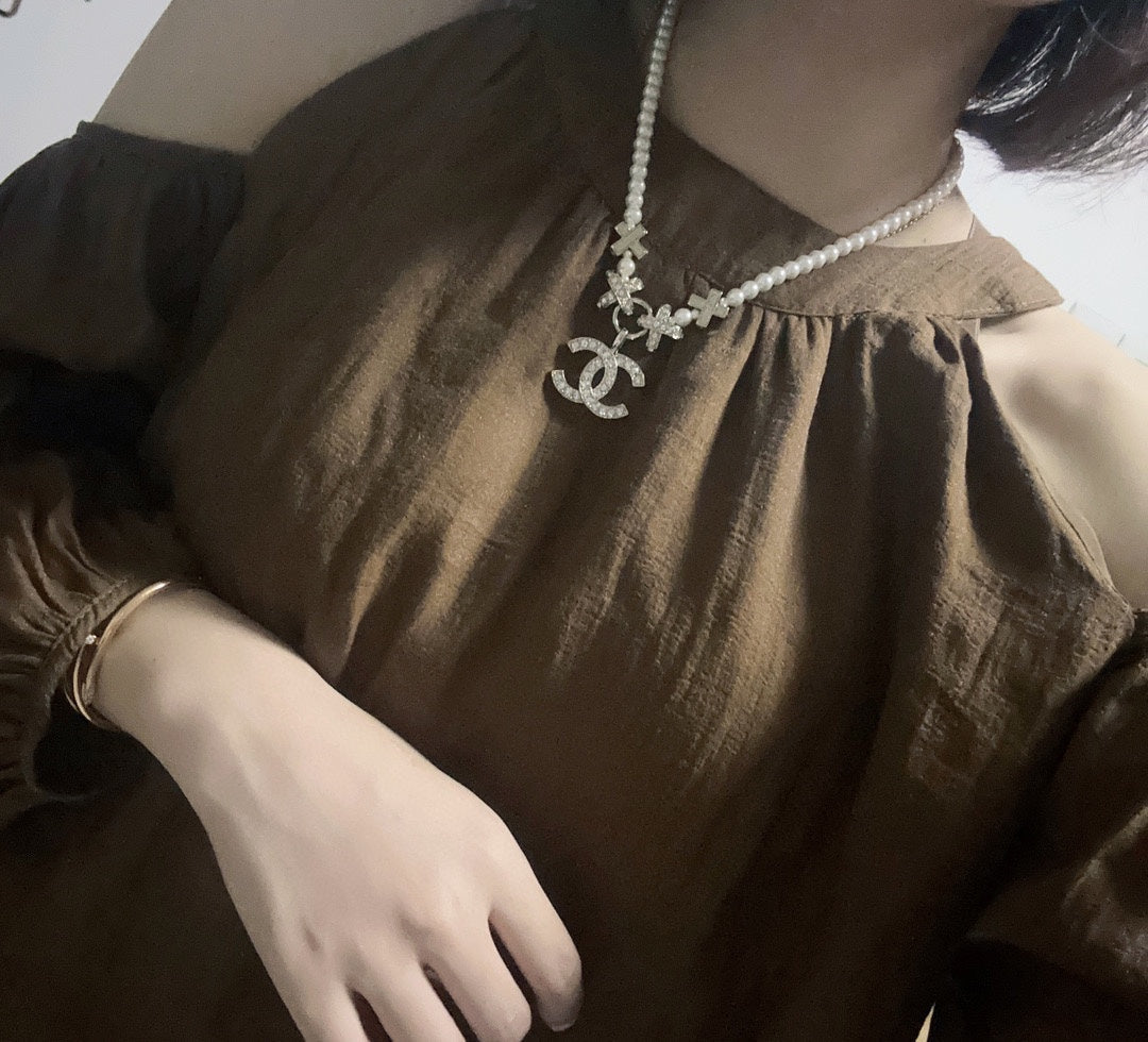 Chanel Pearls Chain 18K Gold Necklace