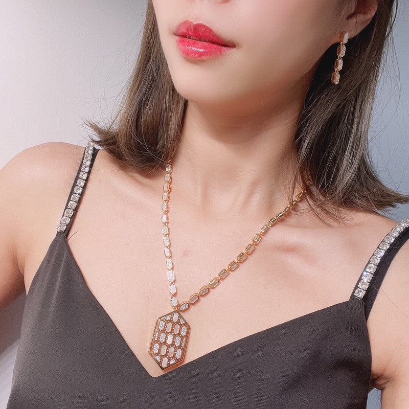 Serpenti Eyes on Me 18K Gold Necklace