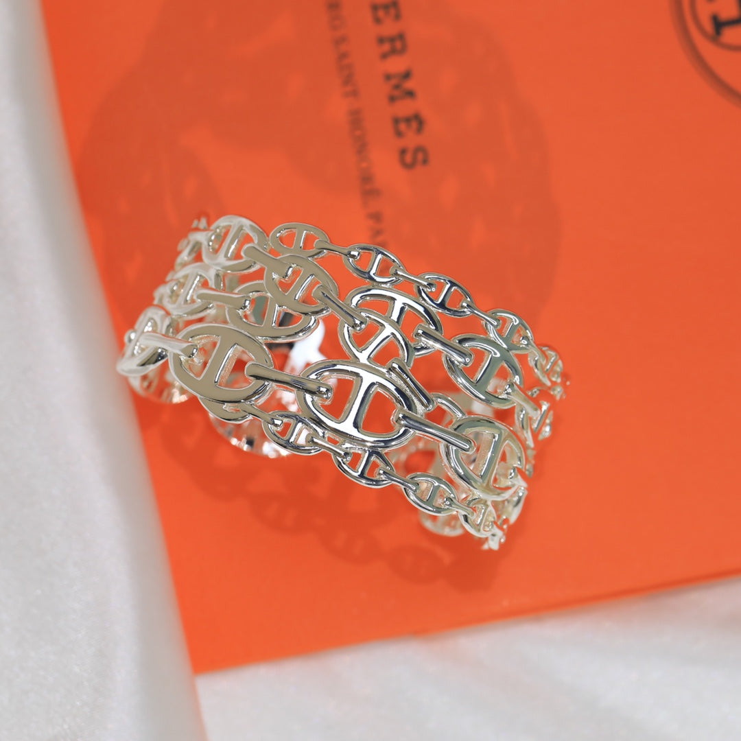 Hermes Chaine D'Ancre Wide Cutwork 18K Gold Bracelet
