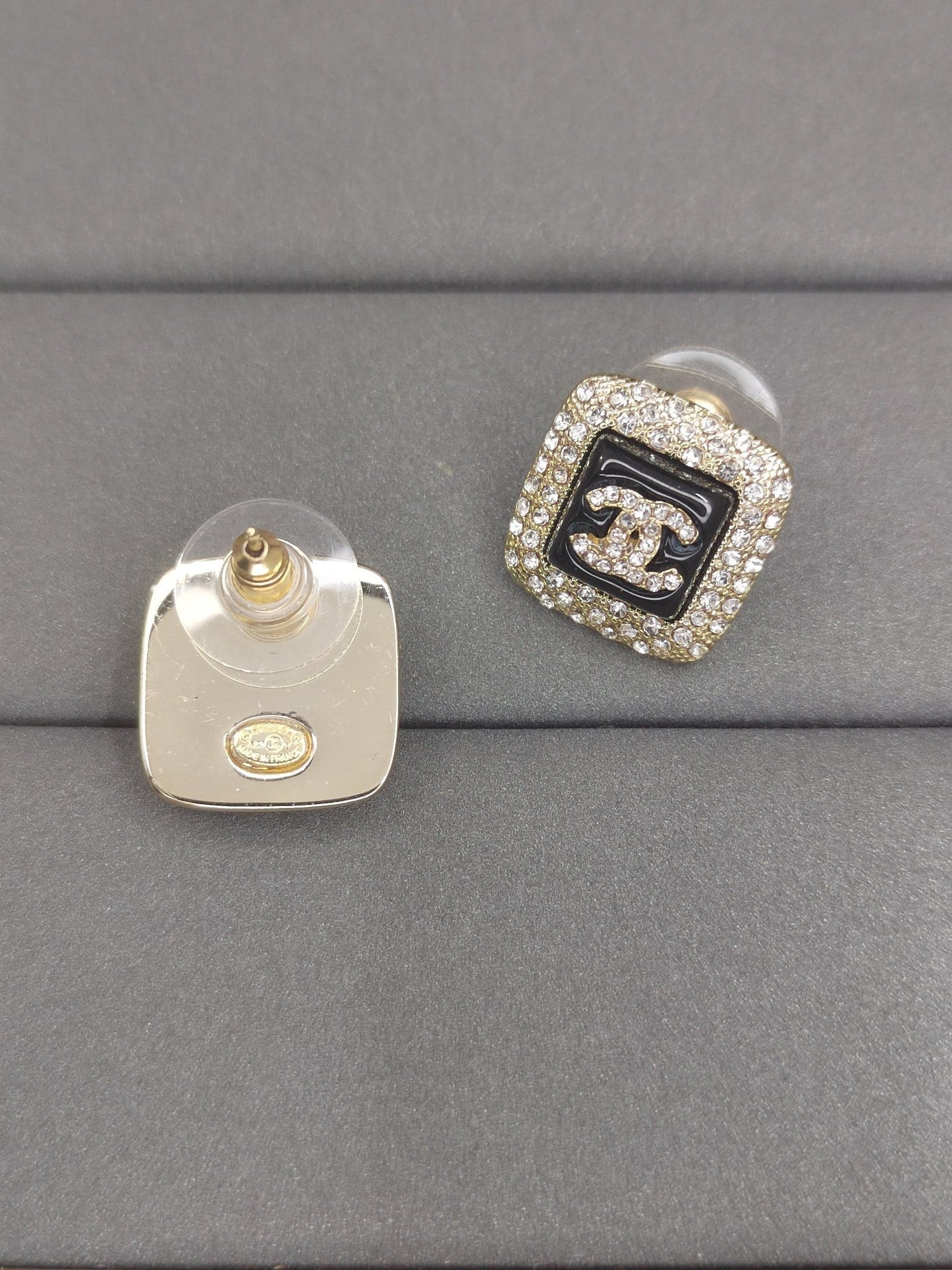 Chanel Diamond Square Black 18K Gold Earrings