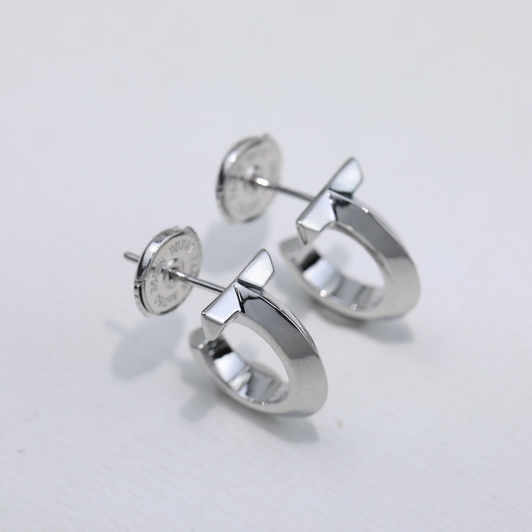 Tiffany Hoop 18K Gold Earrings
