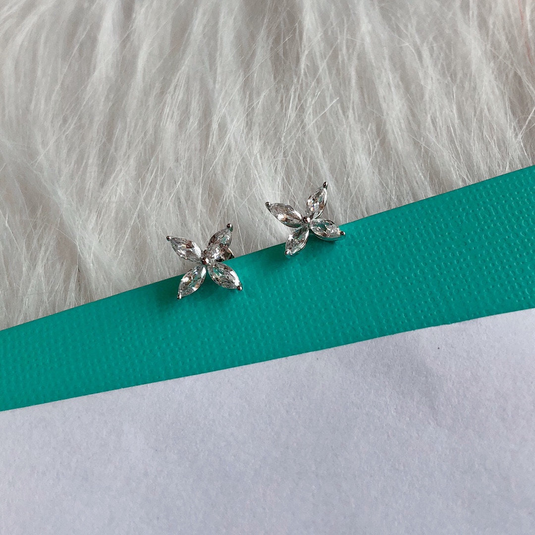 Tiffany Victoria 18K Gold Earrings