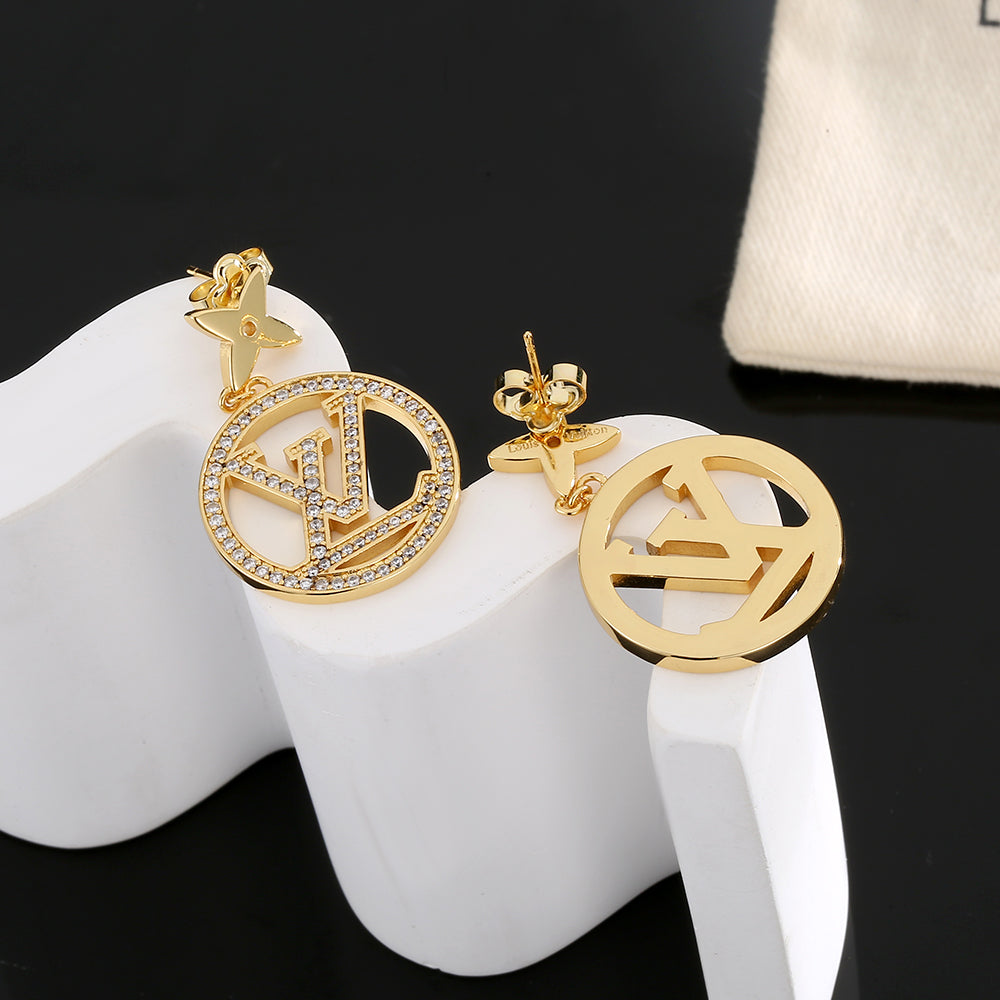 Louis Vuitton Star Pendant 18K Gold Earrings