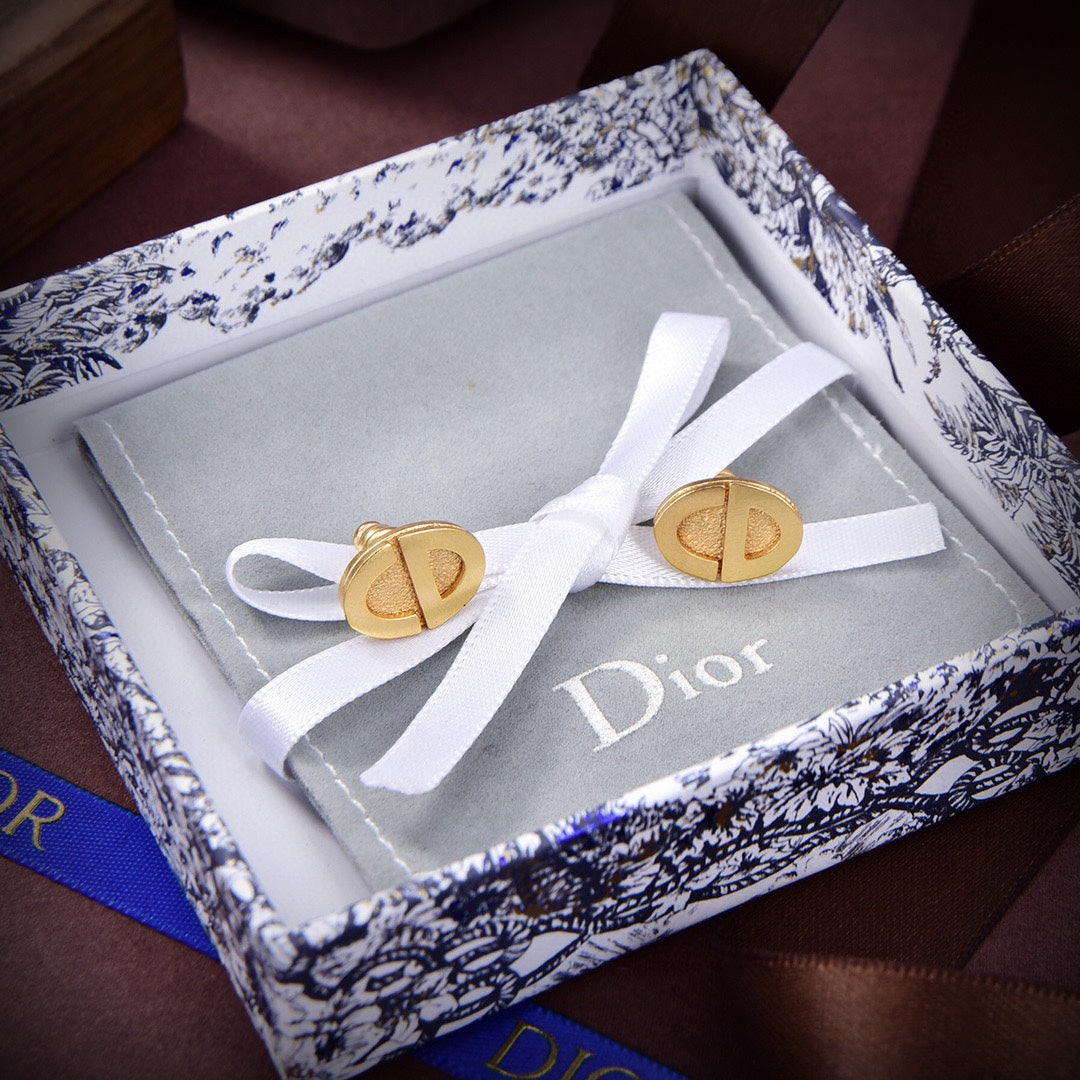 Dior Forever 18K Gold Earrings