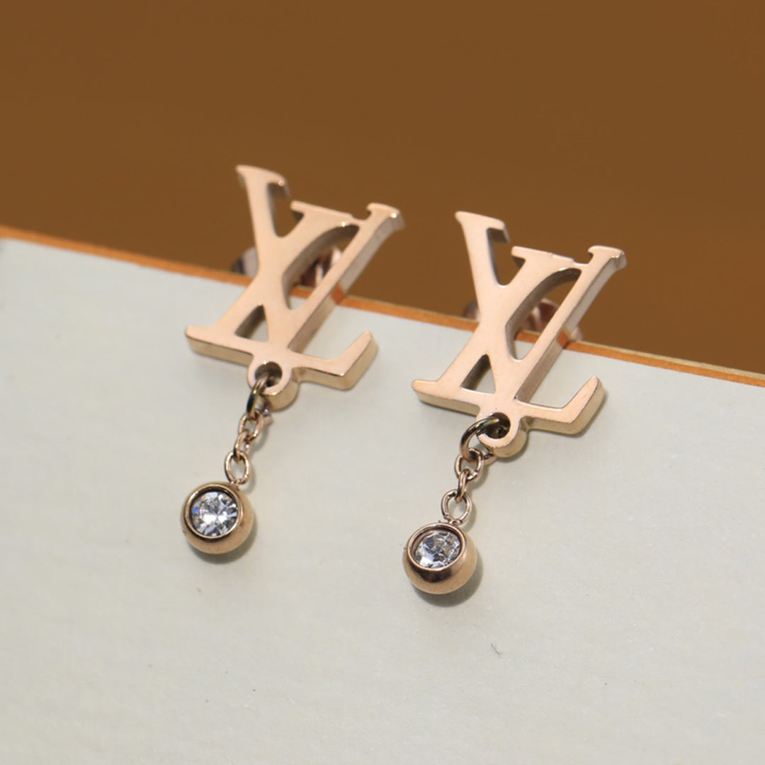 Louis Vuitton Diamond 18K Gold Earrings