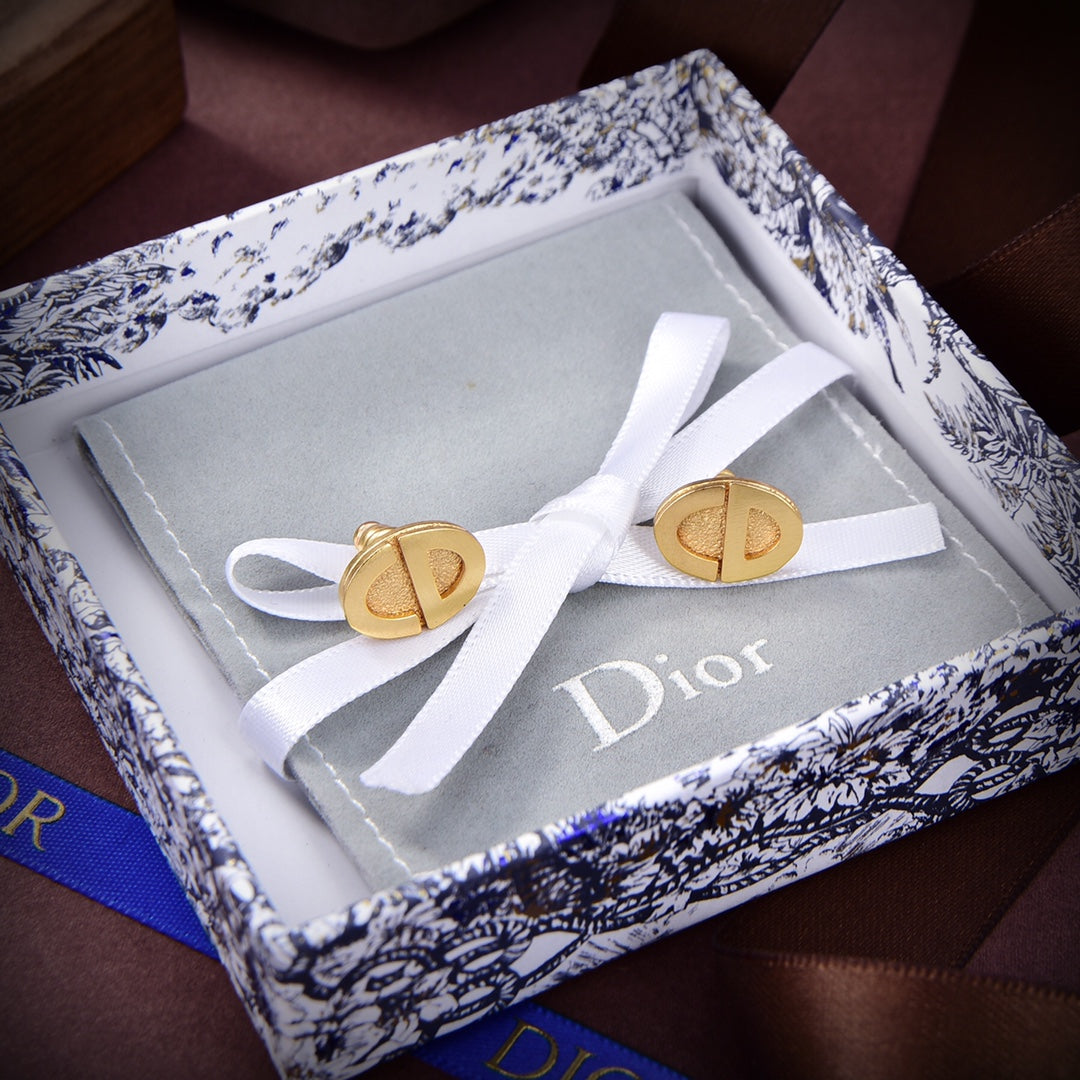 Dior Forever 18K Gold Earrings