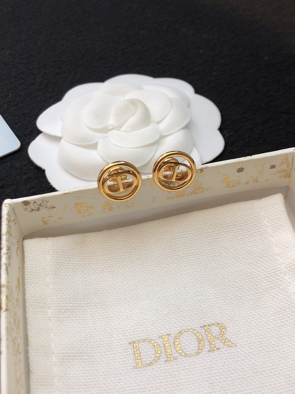 Dior 30 Montaigne 18K Gold Earrings