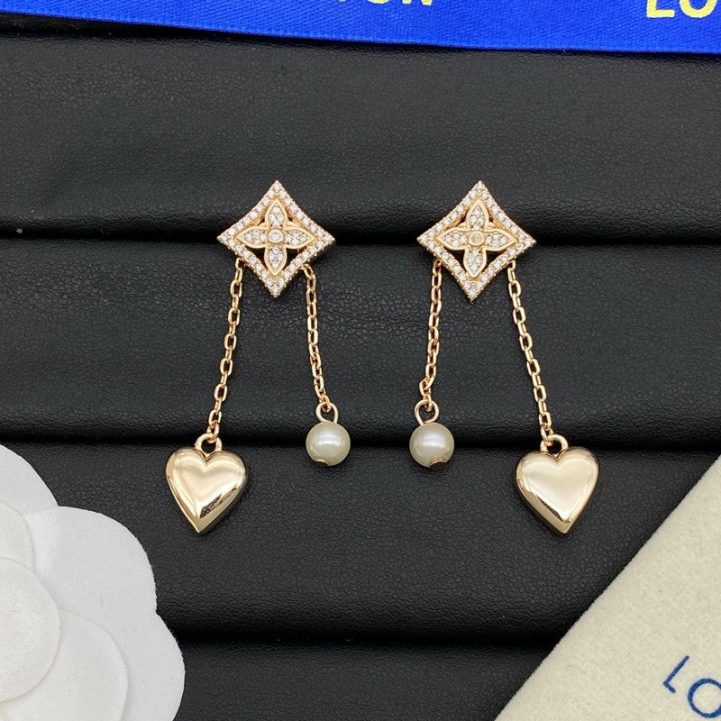 Louis Vuitton Pearl Diamond Drop 18K Gold Earrings