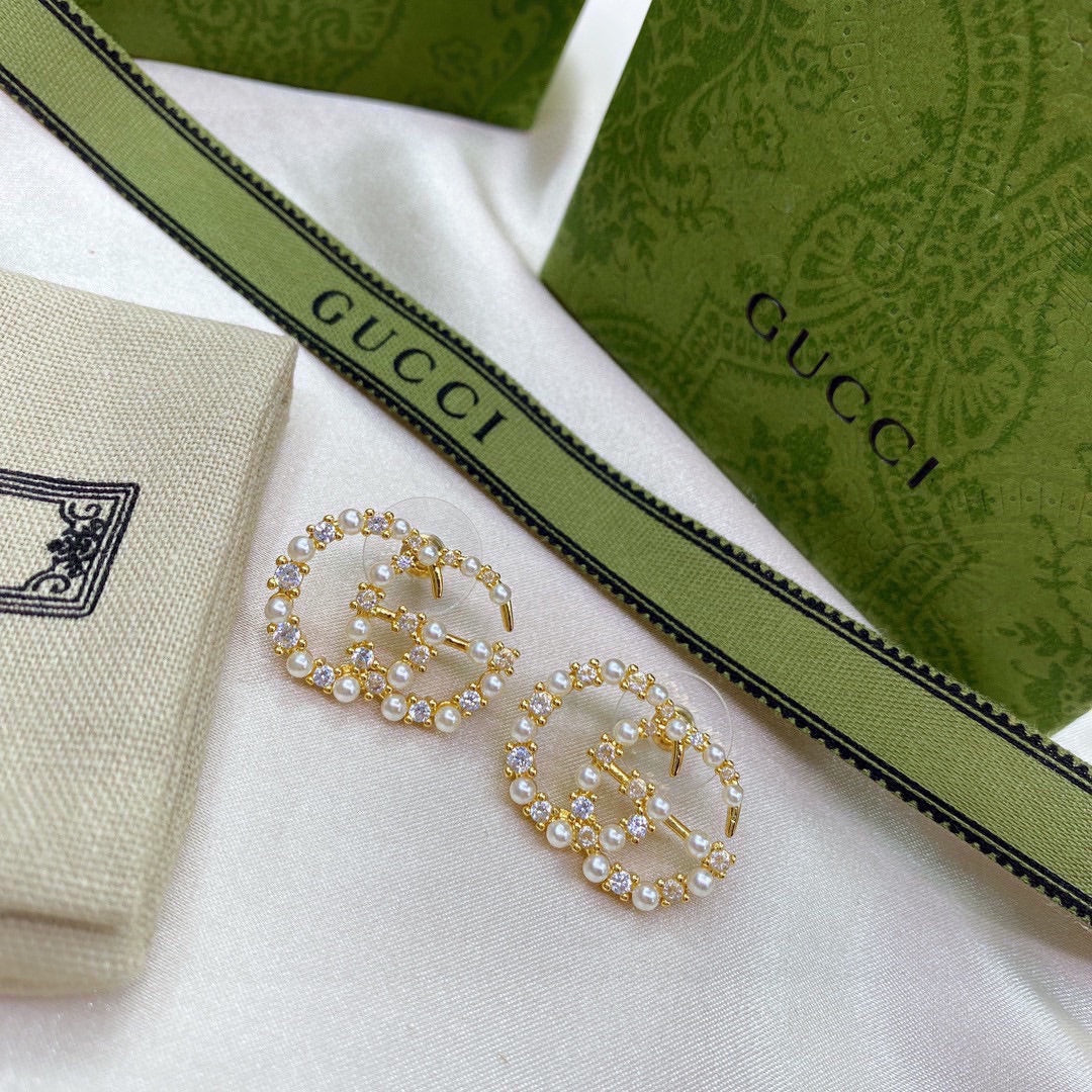 Gucci Double Pearls 18K Gold Earrings