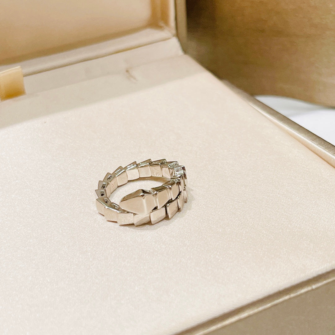 Bvlgari Serpenti Viper 18K Gold Ring