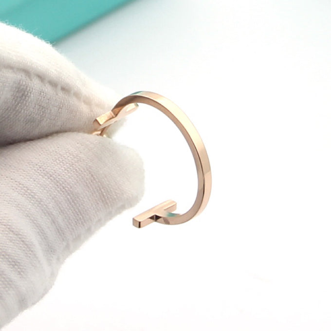 Tiffany Hoop 18K Gold Earrings